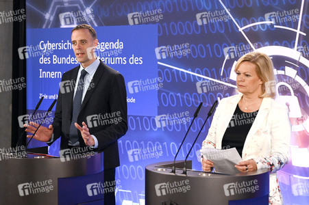 Pressekonferenz Vorstellung der Cybersicherheitsagenda des BMI in Berlin