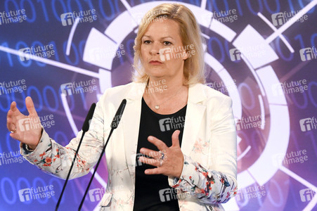 Pressekonferenz Vorstellung der Cybersicherheitsagenda des BMI in Berlin