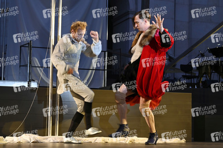 Theaterprobe 'Jedermann - Das Spiel vom Sterben des reichen Mannes' in Salzburg