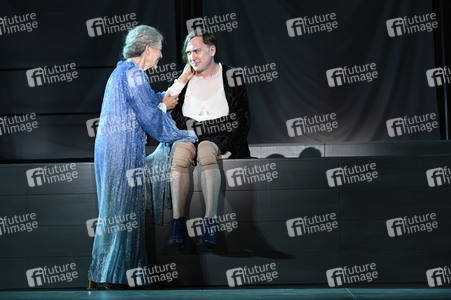 Theaterprobe 'Jedermann - Das Spiel vom Sterben des reichen Mannes' in Salzburg