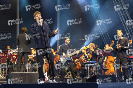 Konzert von Tim Bendzko und der Thüringer Philharmonie in Gotha