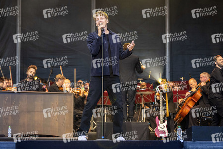 Konzert von Tim Bendzko und der Thüringer Philharmonie in Gotha