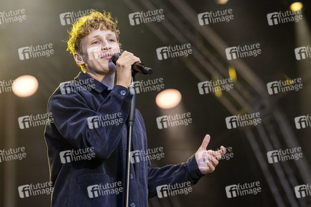 Konzert von Tim Bendzko und der Thüringer Philharmonie in Gotha