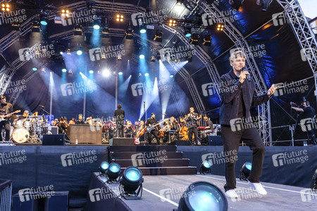 Konzert von Tim Bendzko und der Thüringer Philharmonie in Gotha