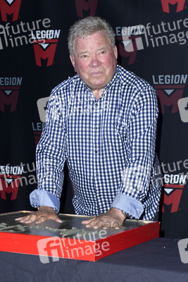 William Shatner Handprint Ceremony, San Diego Comic-Con International 2022