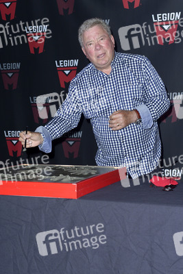 William Shatner Handprint Ceremony, San Diego Comic-Con International 2022