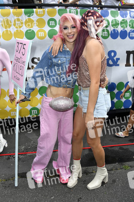 Christopher Street Day Parade 2022 in Berlin