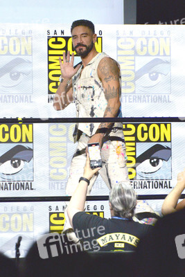 Podiumsgespräch 'Mayans M.C.', San Diego Comic-Con International 2022