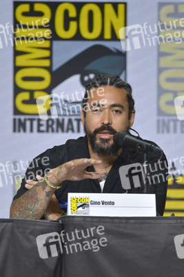 Podiumsgespräch 'Mayans M.C.', San Diego Comic-Con International 2022