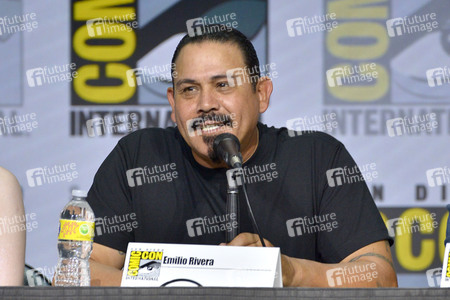 Podiumsgespräch 'Mayans M.C.', San Diego Comic-Con International 2022