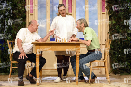 Theaterprobe 'Bis zum Horizont, dann links!' in München