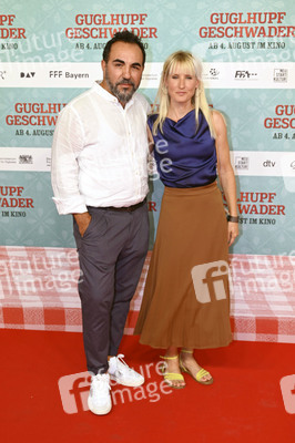 Filmpremiere 'Guglhupfgeschwader' in München