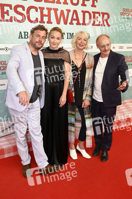 Filmpremiere 'Guglhupfgeschwader' in München