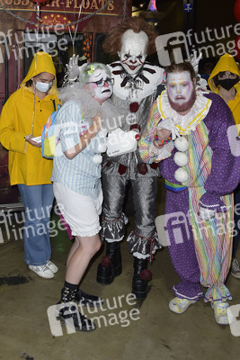 Midsummer Scream Convention in Long Beach