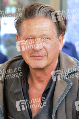 Autogrammstunde der Karl-May-Festspiele in Bad Segeberg