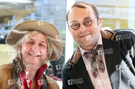 Autogrammstunde der Karl-May-Festspiele in Bad Segeberg