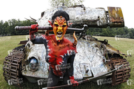 GEEK ART Collection No. 5 - Bodypainting and Transformaking