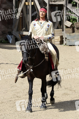 Aufführung von 'Der Ölprinz' bei den Karl-May-Festspielen 2022 in Bad Segeberg