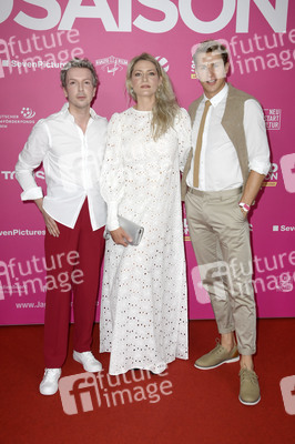 Filmpremiere 'Jagdsaison' In Berlin