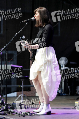 Konzert von Roxanne de Bastion in Görlitz