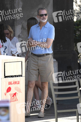 Stadtbummel der spanischen königlichen Familie in Palma de Mallorca