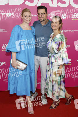 Filmpremiere 'Jagdsaison' In Hamburg