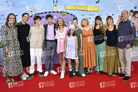 Filmpremiere 'Mein Lotta-Leben - Alles Tschaka mit Alpaka!' in Köln