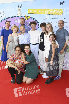 Filmpremiere 'Mein Lotta-Leben - Alles Tschaka mit Alpaka!' in Hamburg