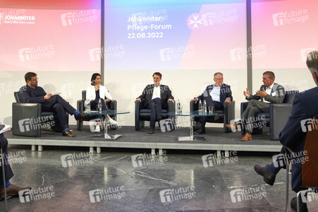 1. Johanniter Pflegeforum in Hannover