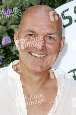 Casse-Croute Re-Opening Party in Hamburg