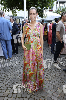 Casse-Croute Re-Opening Party in Hamburg