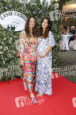 Casse-Croute Re-Opening Party in Hamburg