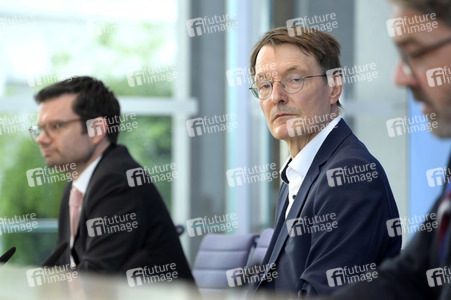 Bundespressekonferenz 'Das neue Infektionsschutzgesetz' in Berlin