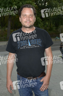 Family & Friends Screening 'Over & Out' in Berlin