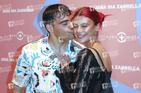 Launch der Brillenkollektion von Jana Ina Zarrella in Köln