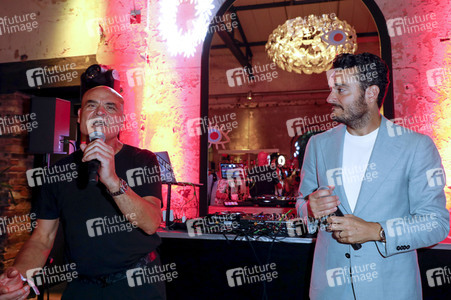 Launch der Brillenkollektion von Jana Ina Zarrella in Köln