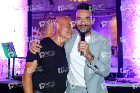 Launch der Brillenkollektion von Jana Ina Zarrella in Köln