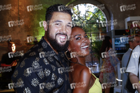 Launch der Brillenkollektion von Jana Ina Zarrella in Köln