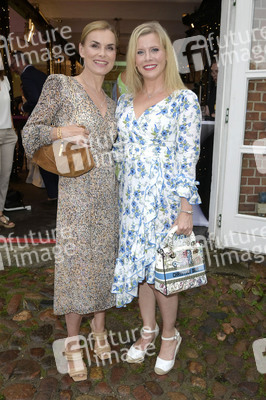 Champagner-Empfang beim 'Happy Summer Weekend' auf Gut Basthorst