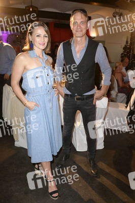 Champagner-Empfang beim 'Happy Summer Weekend' auf Gut Basthorst