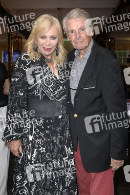 Champagner-Empfang beim 'Happy Summer Weekend' auf Gut Basthorst