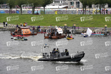 Climate and Boat Demo 2022 in Berlin