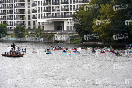Climate and Boat Demo 2022 in Berlin