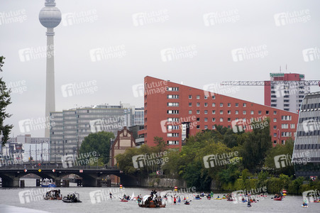 Climate and Boat Demo 2022 in Berlin