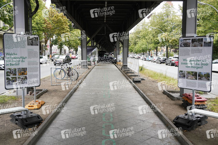 Teststrecke der Radbahn unter der U1 in Berlin