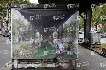 Teststrecke der Radbahn unter der U1 in Berlin