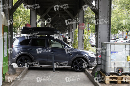 Teststrecke der Radbahn unter der U1 in Berlin