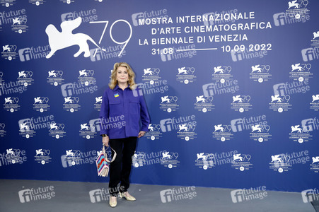 Photocall mit Catherine Deneuve, Internationale Filmfestspiele von Venedig 2022