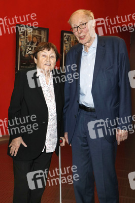 Filmpremiere 'Komm mit mir in das Cinema - Die Gregors' in Berlin