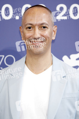 Photocall 'Living', Internationale Filmfestspiele von Venedig 2022